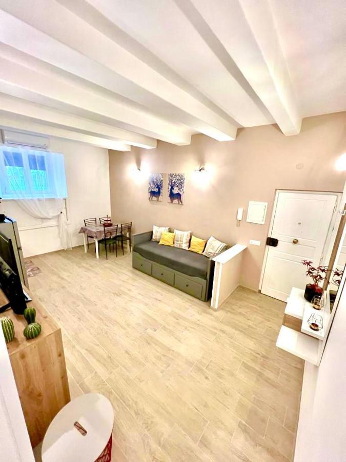 Mamy Apartment Rom